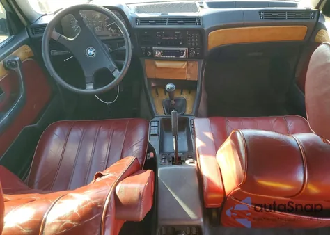 1984 BMW 733 I z USA, uszkodzony, nr VIN WBAFF7401E7397791